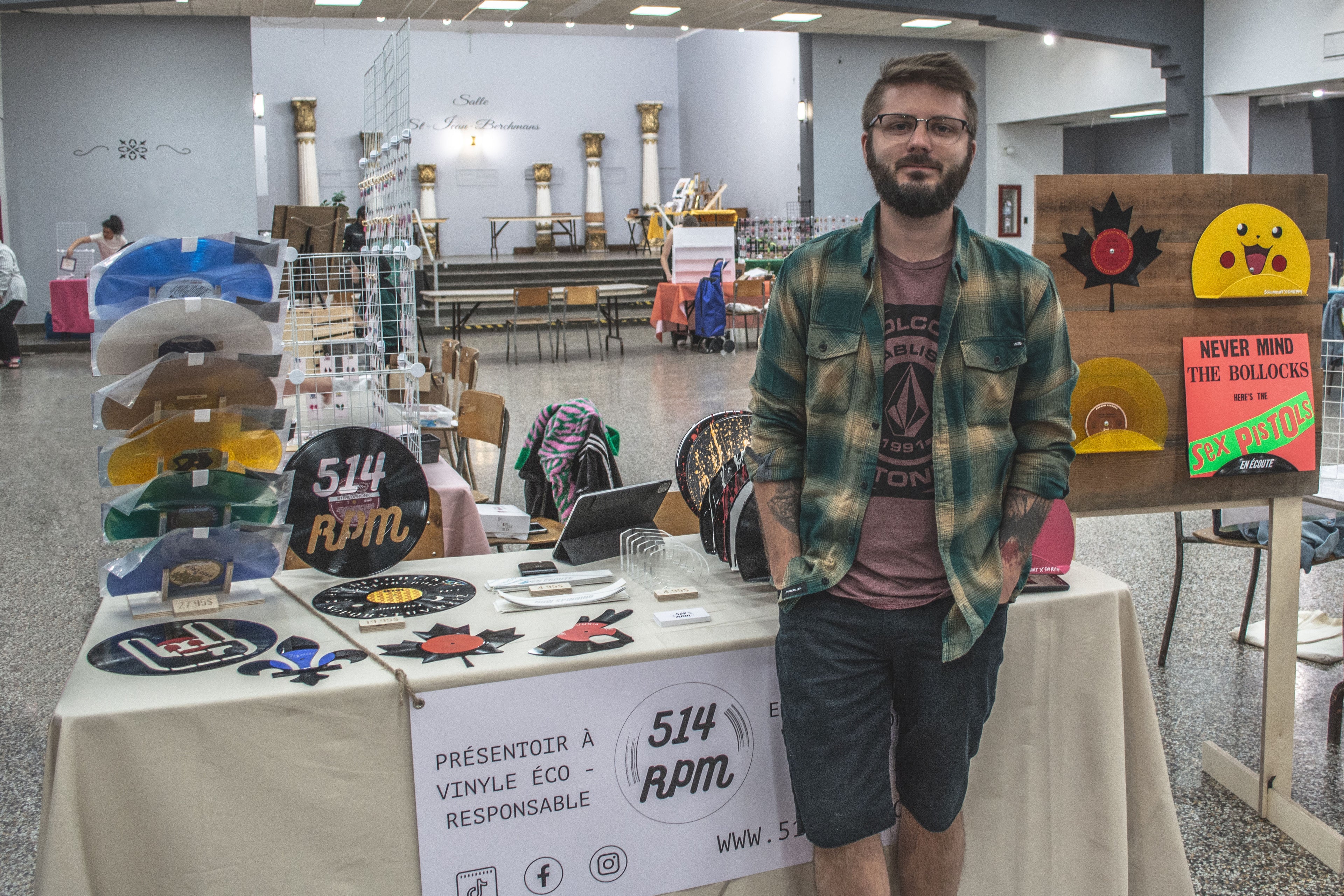 514rpm-vinyl-record-vintage-upcycling-display-decoration-market-montreal